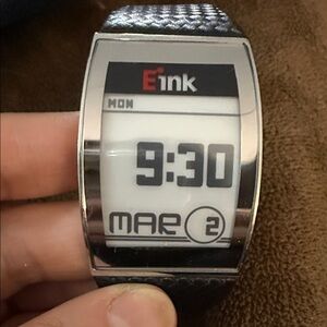 Eink Unisex Black Smartwatch- 2 modes- genuine leather
Working- new battery